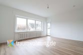 Lichtdurchflutete 3-Zimmer Wohnung - Wohnzimmer